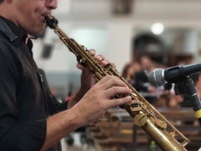 Saxofonista | Músico | Banda