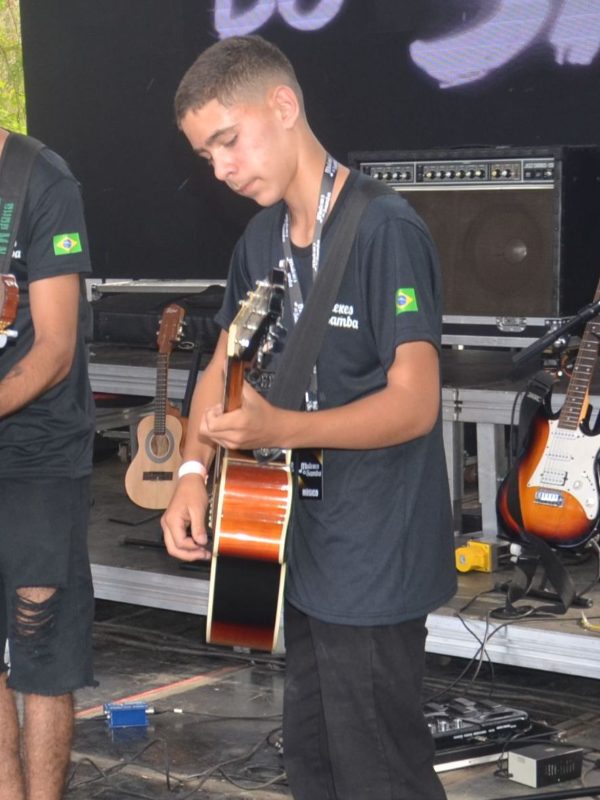 Violão – Guitarra