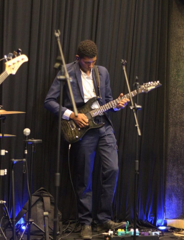 Keven Guitarrista | Igrejas | Eventos — Marcelândia - MT