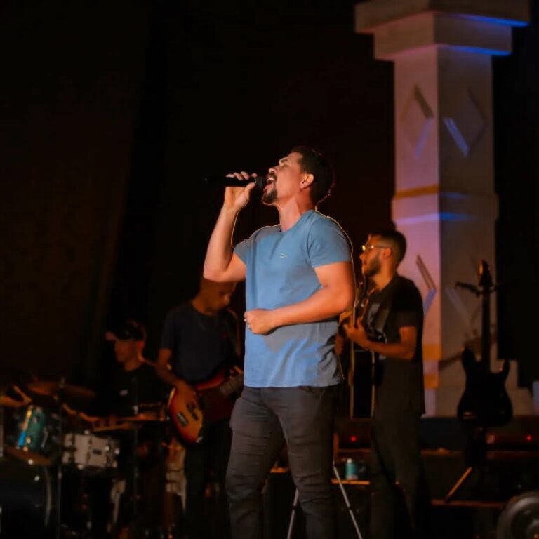 Cantor Gospel Renato | Goiânia — Goiânia - GO