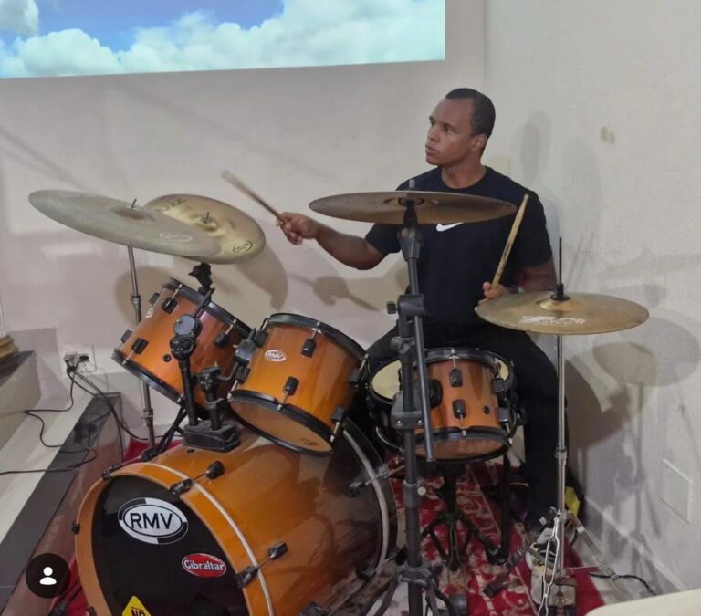 Baterista p/ Eventos e Professor — Rio de Janeiro - RJ