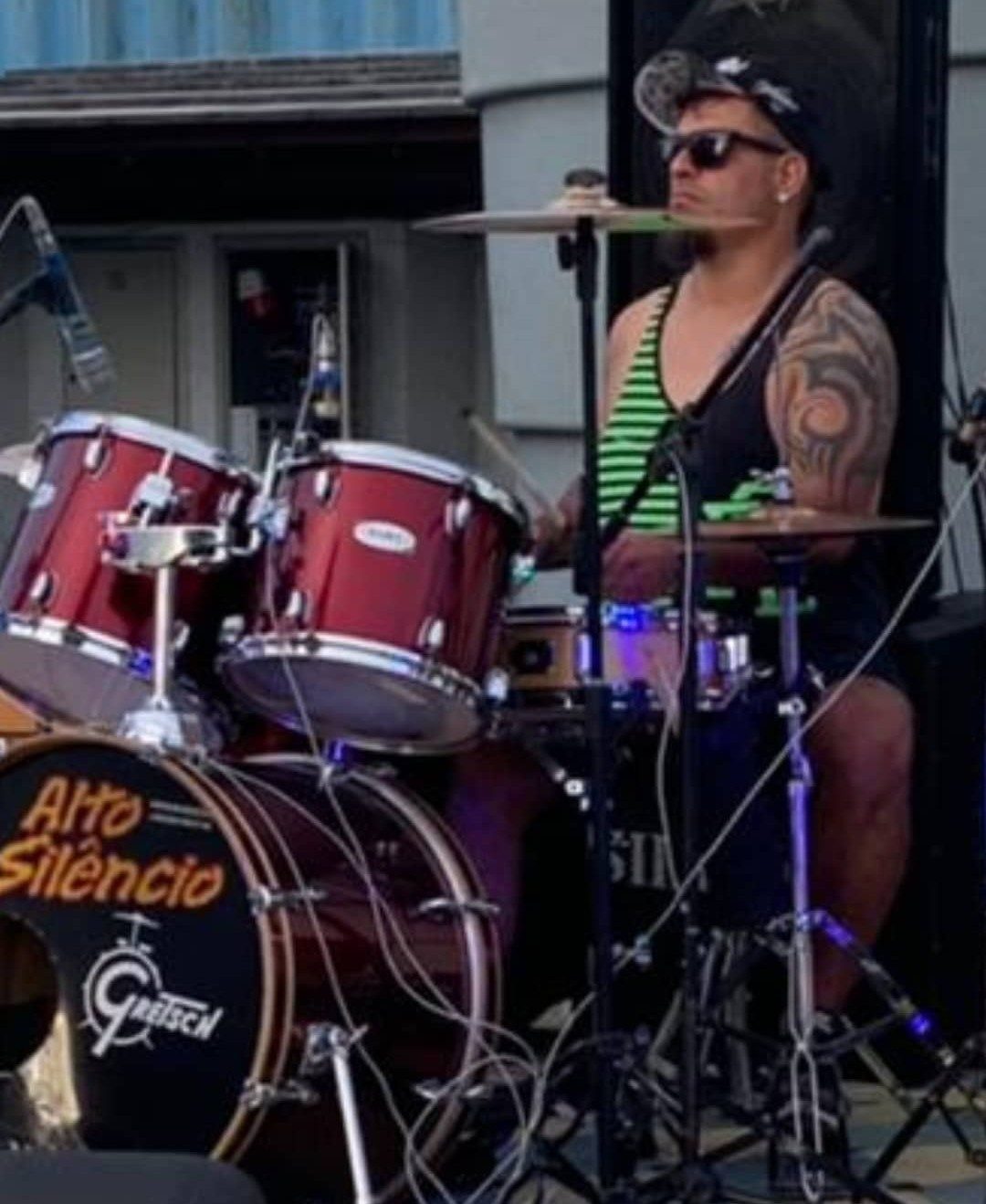 Perfil de Tecladista e Baterista Eliezer Matos